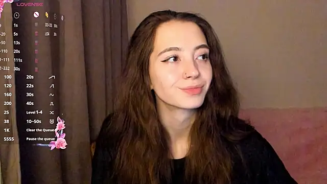 EvaBradley online show from November 16, 7:25 pm