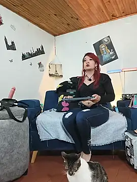 keila j online show from August 3, 10:21 am