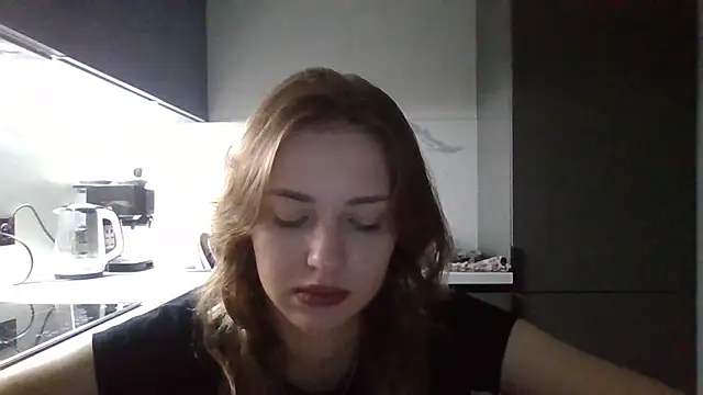 Snapshot of Sweety_Nika chatting on October 21, 8:13 pm Sweety Nika online show from October 21, 8:13 pm