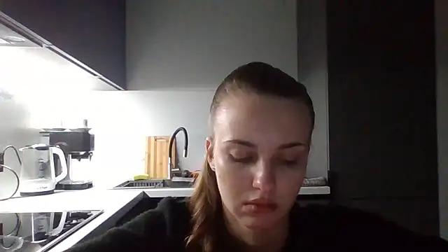 Snapshot of Sweety_Nika chatting on October 22, 8:14 pm Sweety Nika online show from October 22, 8:14 pm