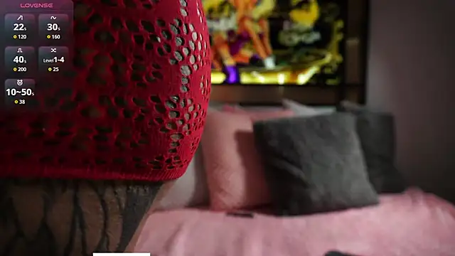 Skyler ferrer online show from December 3, 12:18 pm