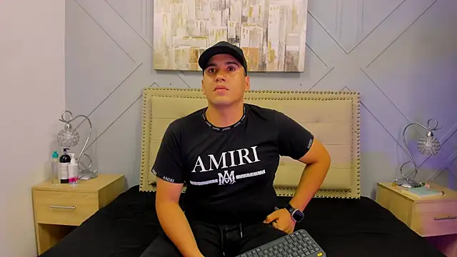 Snapshot of samy_carson_ chatting on September 19, 3:27 am samy carson online show from September 19, 3:27 am