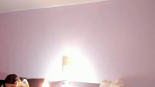 lupeebony online show from June 14, 8:31 pm