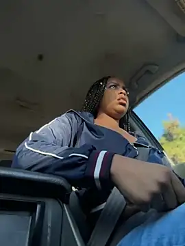 Snapshot of Honeydripping chatting on October 15, 3:25 pm Honeydripping online show from October 15, 3:25 pm