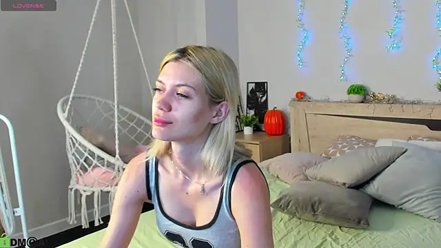Cherry Price online show from June 14, 11:05 pm