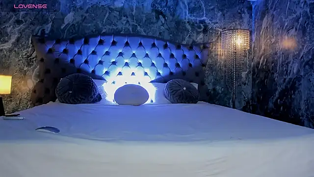 Belliinda 21 online show from March 12, 7:38 pm