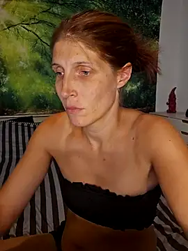 Lenchen  online show from July 8, 7:27 pm