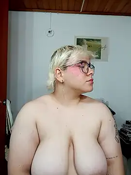 amalia love online show from October 3, 6:07 am