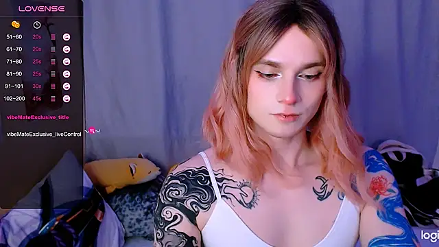 Alice Hells online show from April 30, 5:40 pm