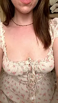 dearmoa online show from July 9, 7:49 pm
