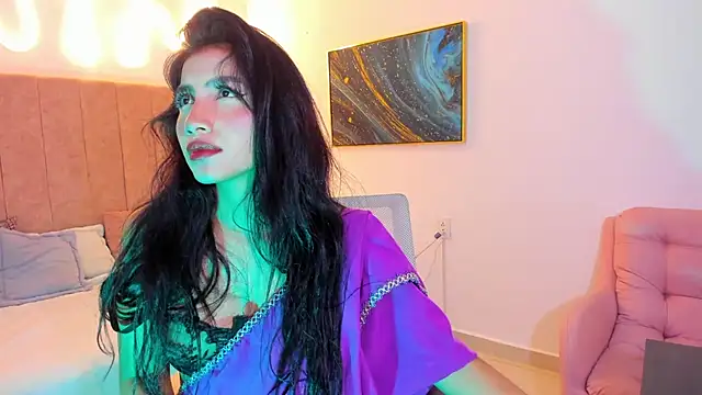Snapshot of naomiii__ chatting on September 19, 5:50 am naomiii online show from September 19, 5:50 am