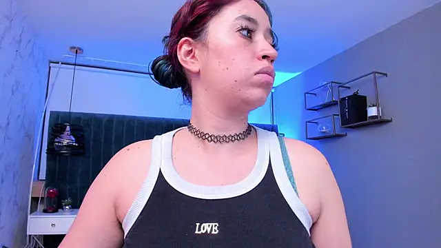 Snapshot of MAGIC_SOFI chatting on September 29, 8:03 pm MAGIC SOFI online show from September 29, 8:03 pm