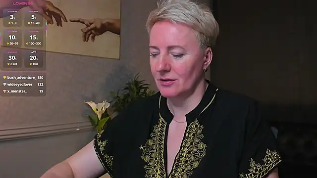 Nika Smit online show from May 2, 10:40 am
