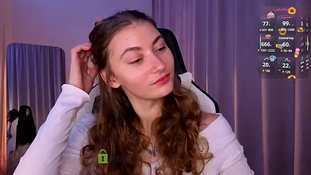 lady curls online show from December 4, 11:05 pm