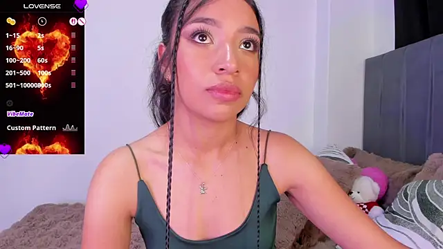 lillielover16 online show from July 28, 8:52 pm