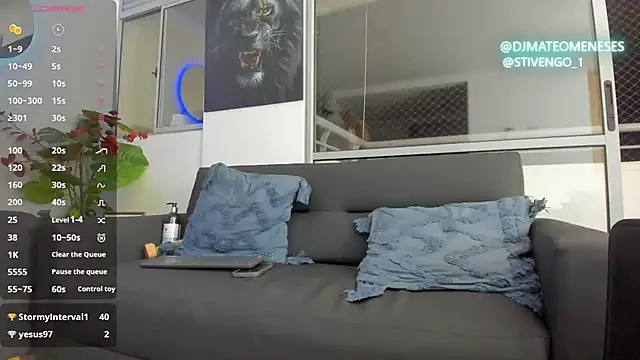 MattMeness online show from November 2, 9:23 am