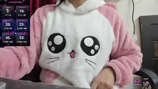 Reika 01 online show from December 3, 7:38 pm