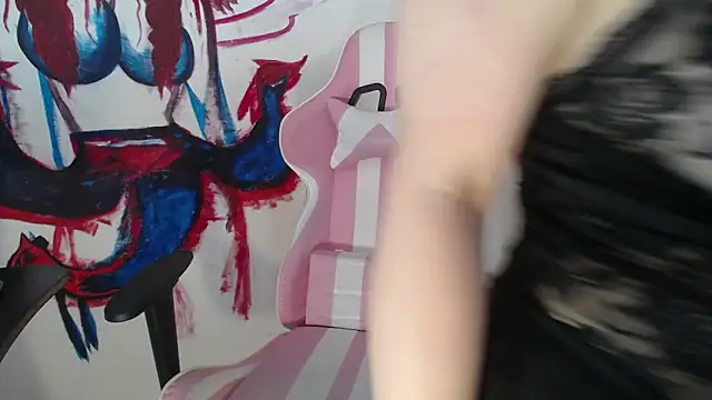 kittyhouse hs online show from June 11, 7:54 pm