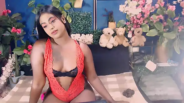 Littleindianmilf online show from January 14, 9:36 am