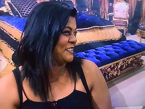 indianCherryPie online show from June 5, 5:44 am