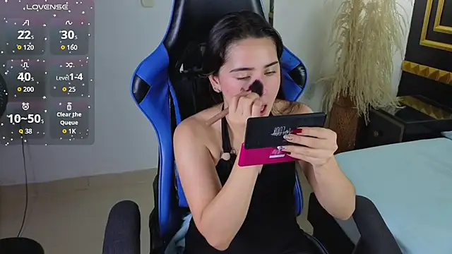 Snapshot of angelica_dymond chatting on October 4, 12:00 pm angelica dymond online show from October 4, 12:00 pm