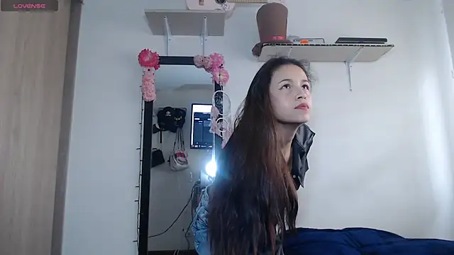 jia miller02 online show from May 2, 7:06 pm