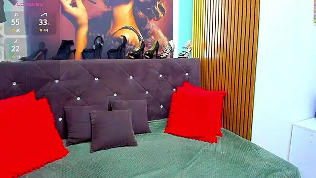 LauraSin online show from June 13, 5:54 pm