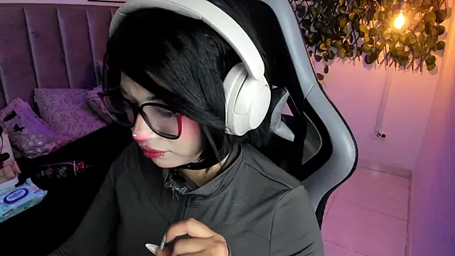 Kitty Gang online show from July 30, 2:23 am