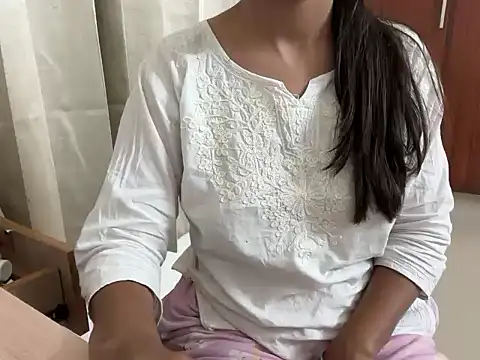 Pie066  online show from November 16, 2:17 pm