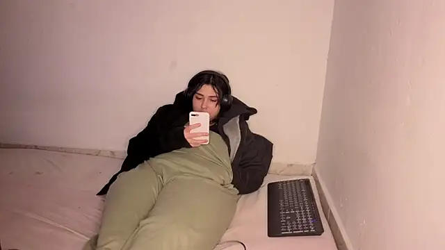 soysara15 online show from April 25, 8:39 am