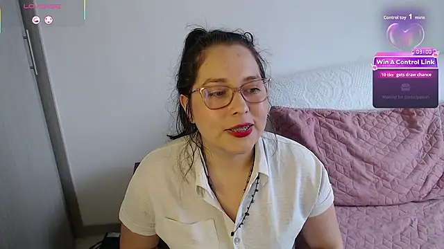 May Carlier online show from March 25, 8:34 pm