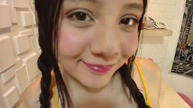 Snapshot of Emily_Trujillo chatting on September 11, 7:25 pm Emily Trujillo online show from September 11, 7:25 pm