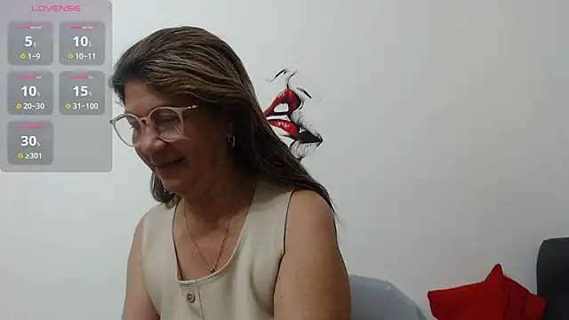 Snapshot of Aranza-Queen chatting on October 20, 2:20 pm Aranza-Queen online show from October 20, 2:20 pm