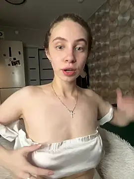 Kitty Katrine online show from June 6, 4:02 pm