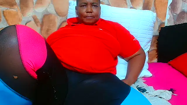 AfricanBigAssxx98 online show from March 15, 2:52 pm