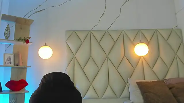angelswets online show from June 9, 2:49 pm
