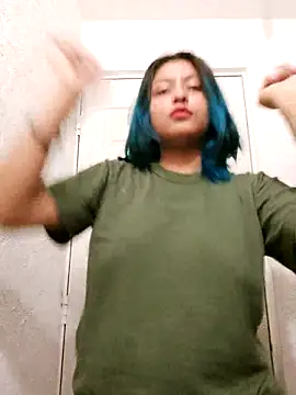 azulzulix online show from December 4, 2:47 am