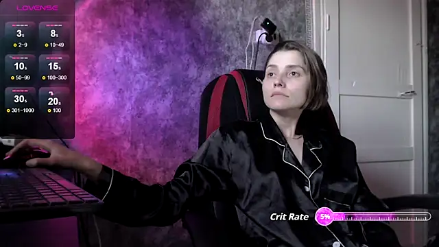 womanstrong78 online show from September 19, 6:01 am