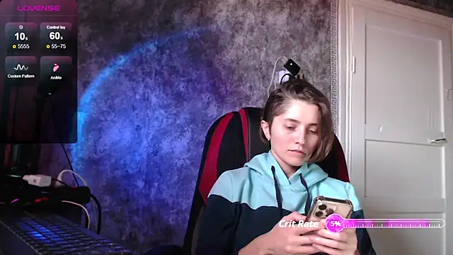 womanstrong78 online show from September 24, 5:50 am