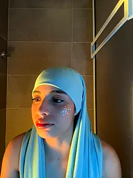 Snapshot of jhalila chatting on October 2, 1:32 am jhalila online show from October 2, 1:32 am
