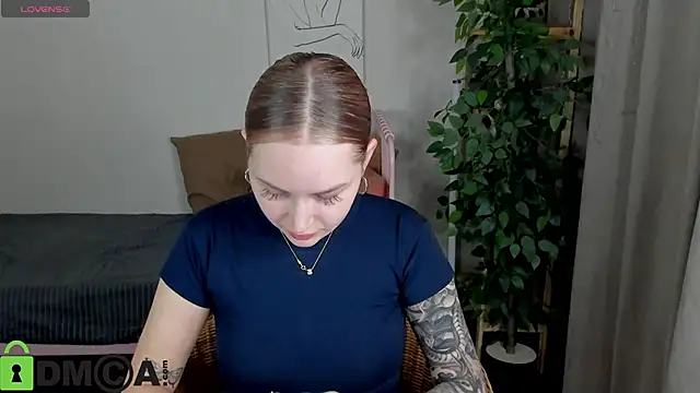 Carol  Cox online show from November 19, 10:54 pm