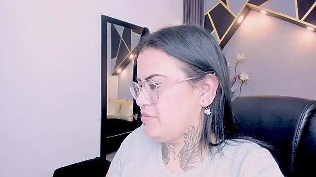 brigittemiller online show from June 15, 2:23 am