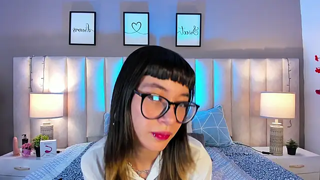 dayanne07 online show from October 14, 8:55 pm