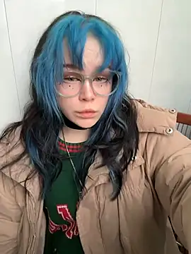 MaddisonHaas online show from May 1, 3:37 pm