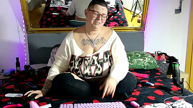 SunshineLexi online show from November 10, 2:56 pm