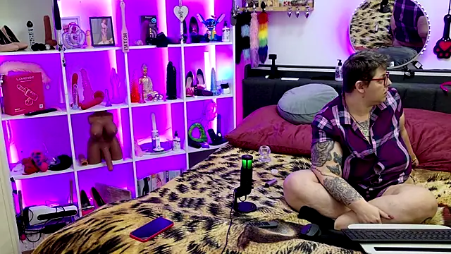 SunshineLexi online show from January 15, 3:29 pm