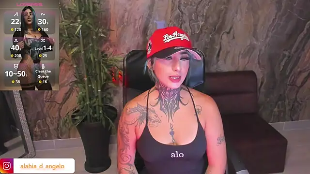 Alahia Dangelo online show from April 30, 5:40 pm