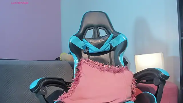  maria foxx  online show from July 15, 6:01 pm