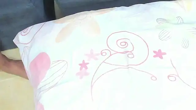 playsgirlhot online show from September 17, 11:36 pm