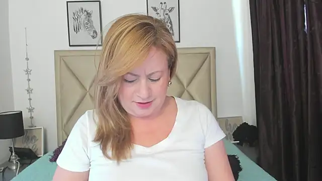 MonyCassius online show from April 30, 5:40 pm